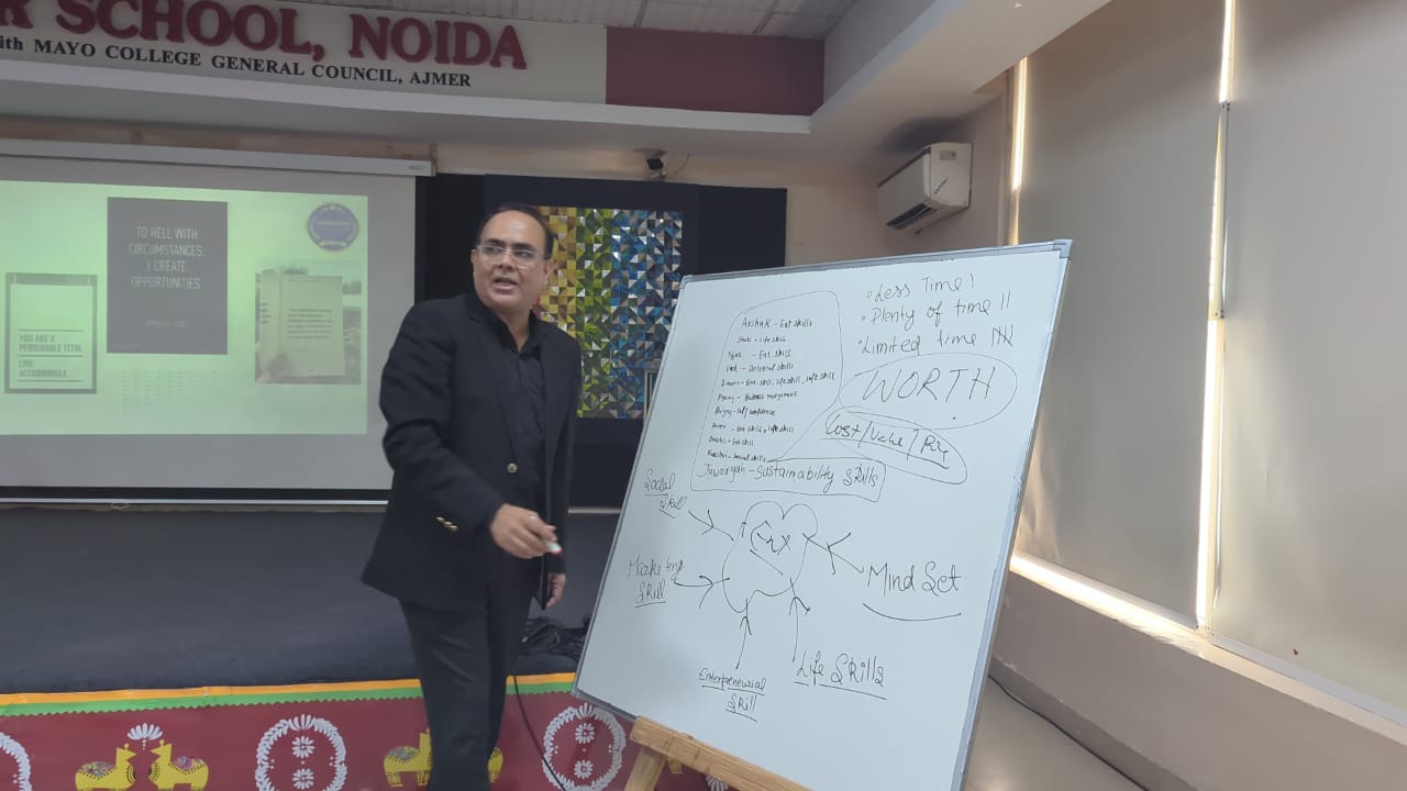 Sculpting Visionaries, Shaping Future!